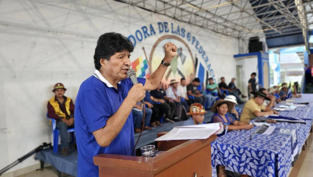 Evo Morales: “Cuando gobernaban los neoliberales no faltaba gasolina ni dólares”