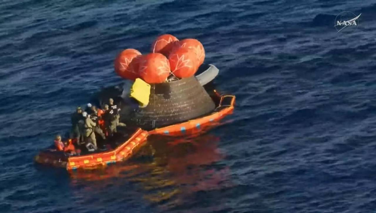 Artemis II regresa a la Tierra tras histórico viaje a la Luna y Trump plantea Marte como próximo objetivo espacial