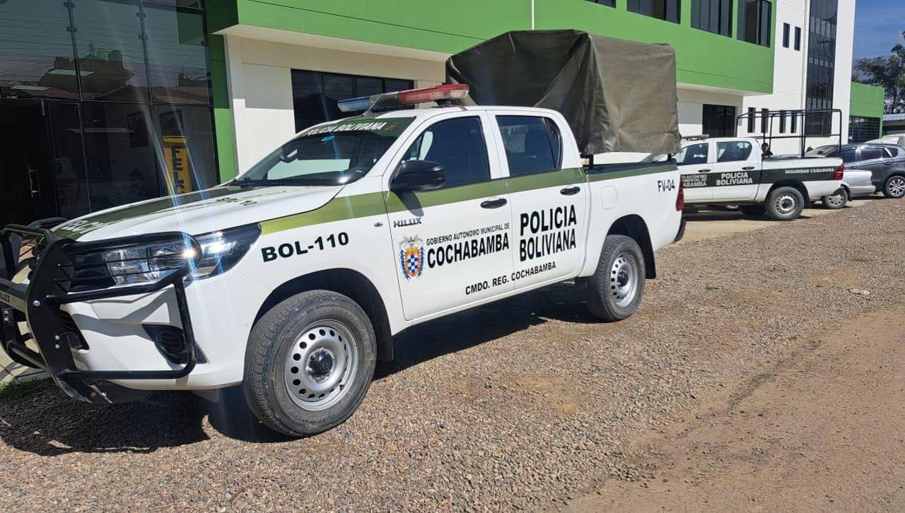 Pide rescatar a su hijo: Mujer huye en busca de ayuda tras denunciar a su esposo por una brutal agresión