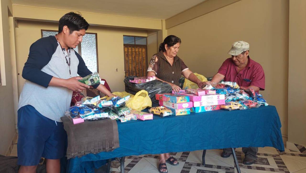 Por más de 20 años, la familia Machaca se ha solidarizado en Navidad con las personas que más lo necesitan