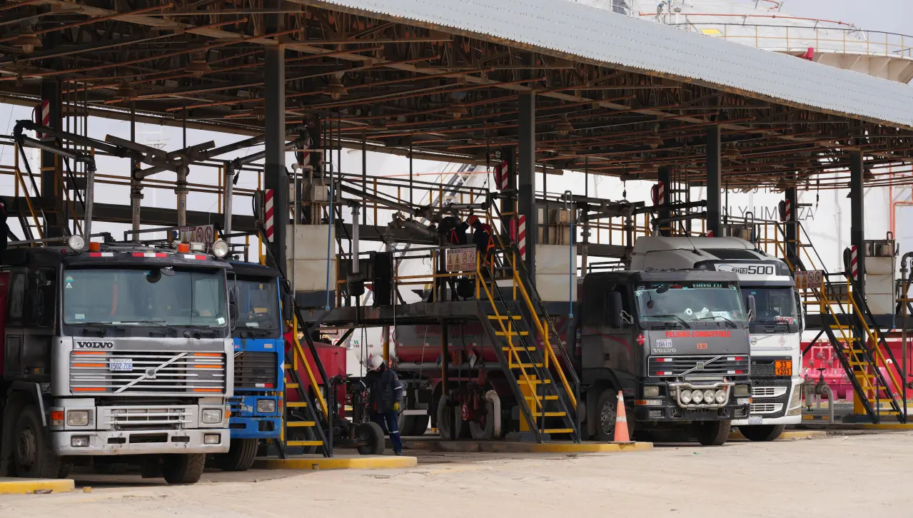 YPFB reporta importación de 78 millones de litros de combustible para la semana del 8 al 14 de diciembre