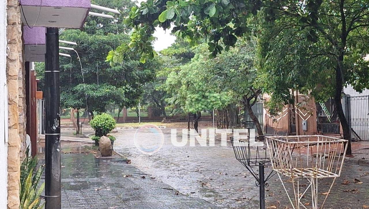 Llueve en la capital cruceña tras días de altas temperaturas ¿Hasta cuándo se darán las precipitaciones?