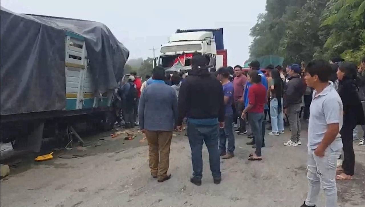 Choque múltiple: Los dos fallecidos son copilotos de los conductores de dos vehículos involucrados