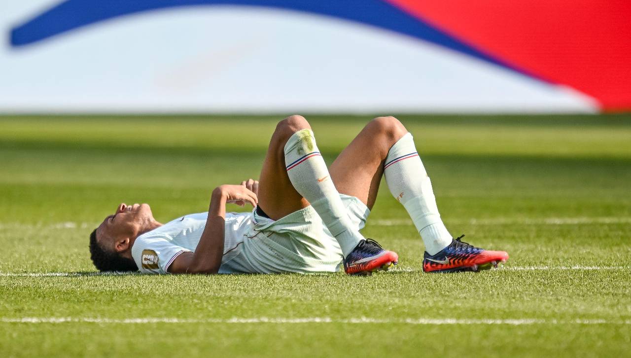 Mbappé “está bien” tras sufrir un golpe en el tobillo en el duelo con Marruecos