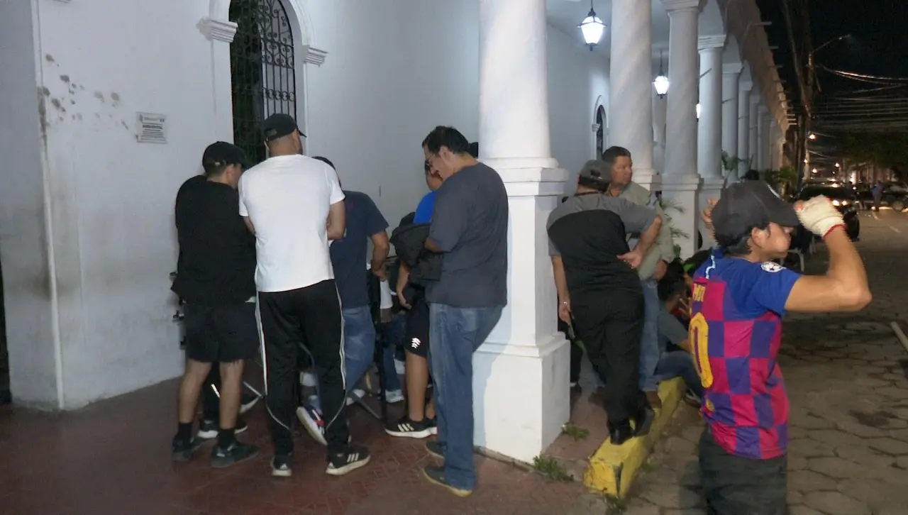Denuncian toma y corte de luz en el Concejo de Santa Cruz de la Sierra a horas de la sesión para elegir directiva