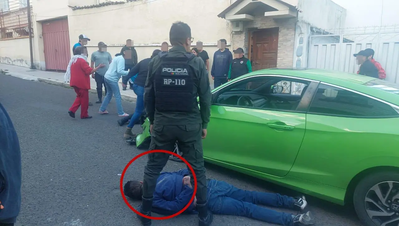 Acusan de tentativa de homicidio al conductor que arrolló y arrastró a un policía por evadir un control