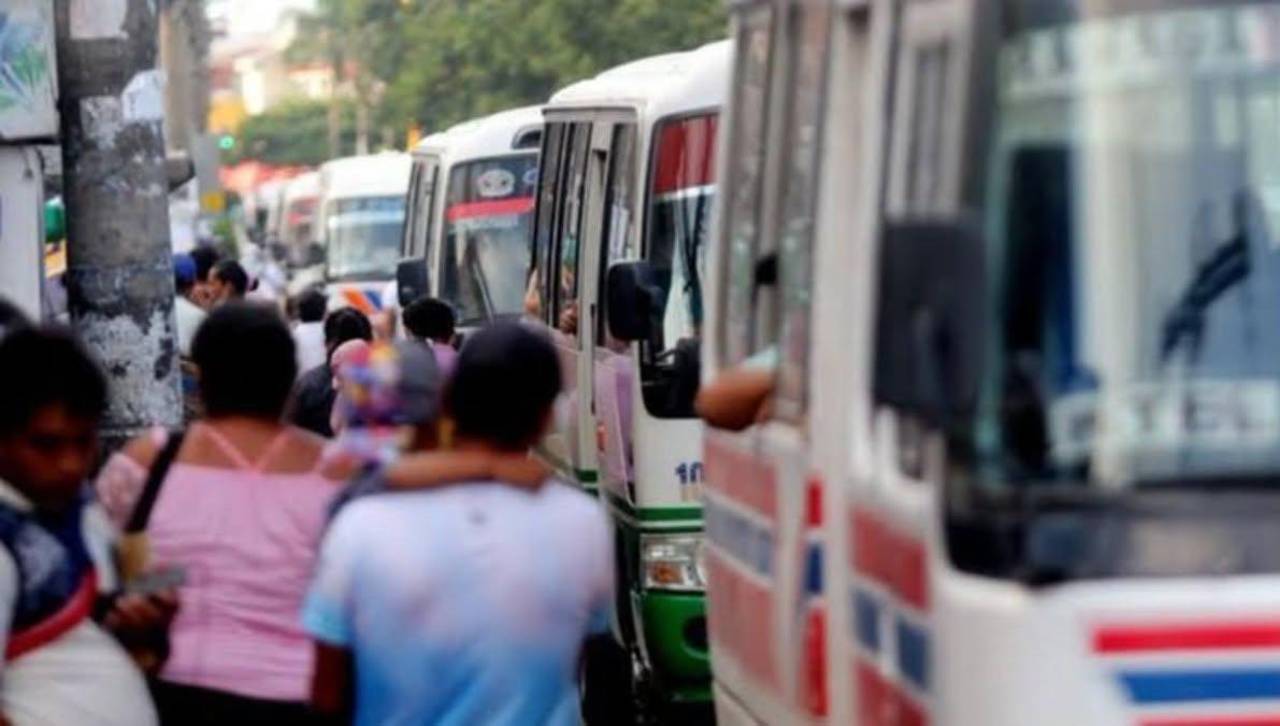Santa Cruz: Maestros piden al alcalde Saavedra que el pasaje vuelva a los Bs 3