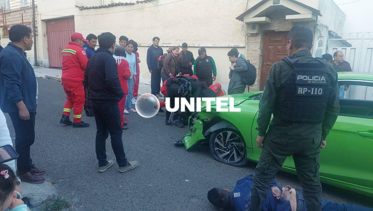 Por intentar evadir un control, conductor arrolla a un policía e impacta con otros vehículos