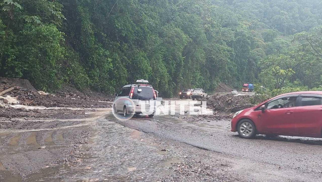 Restringen la circulación en un tramo de la ruta nueva Cochabamba – Santa Cruz por mantenimiento