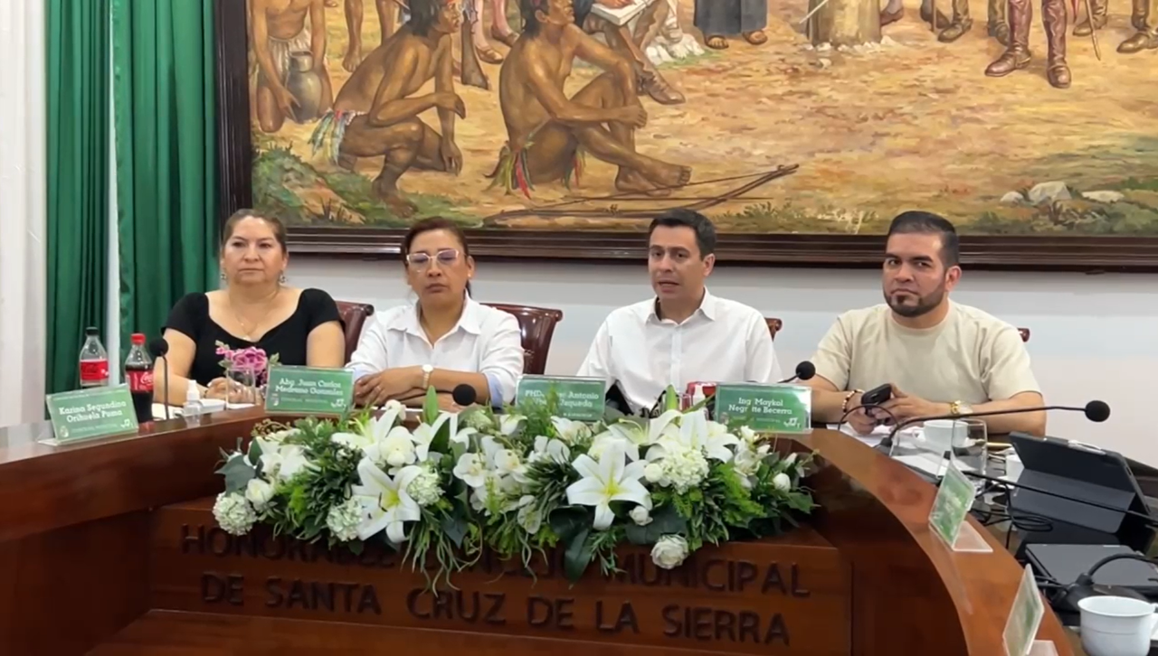 Concejo cruceño retomó labores este martes con la designación del ‘Hijo Ilustre’ de la ciudad
