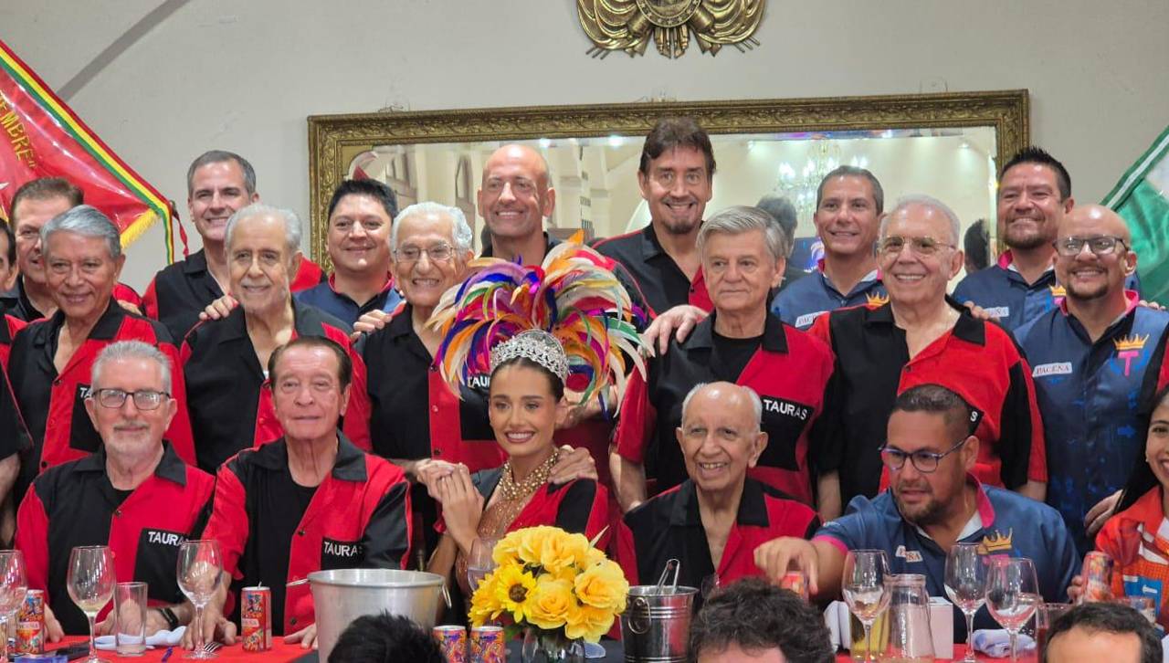 Carnaval cruceño: Camila I y Tauras se reúnen en un tradicional almuerzo 