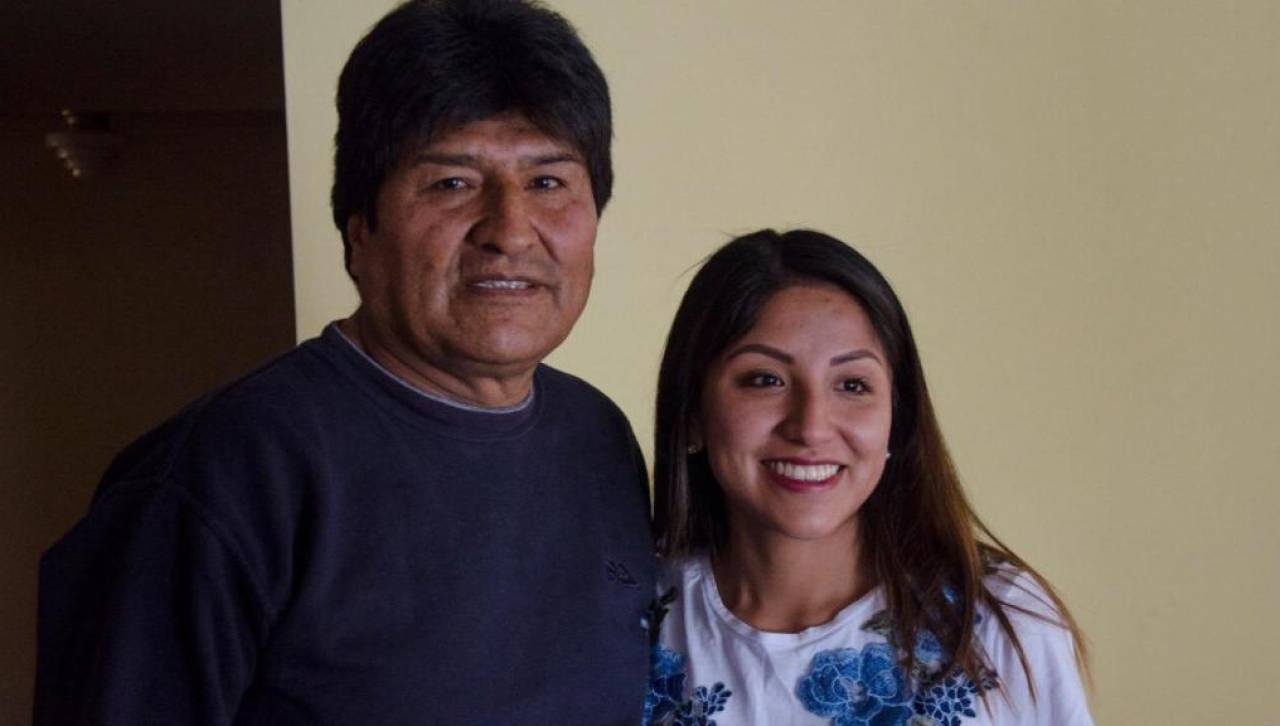 Reaparece la hija de Evo Morales y asegura que su padre no saldrá del país 