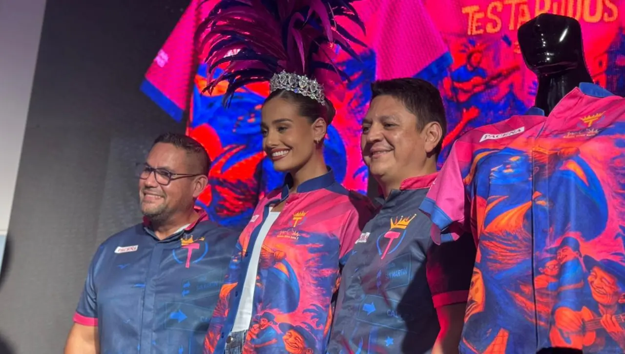 ‘Testarudos’ presentan su casaca para el Carnaval cruceño 2026