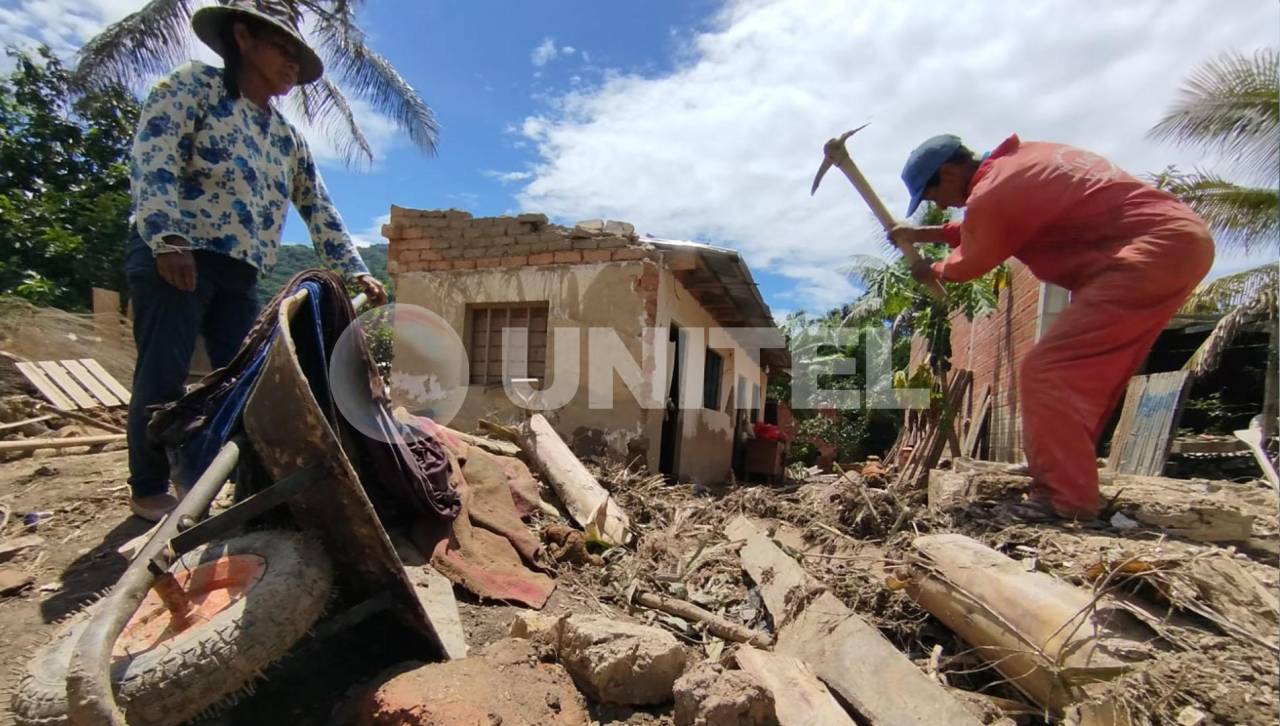 La Paz: afectados de la riada en Caranavi tienen problemas de salud y piden ayuda de las autoridades