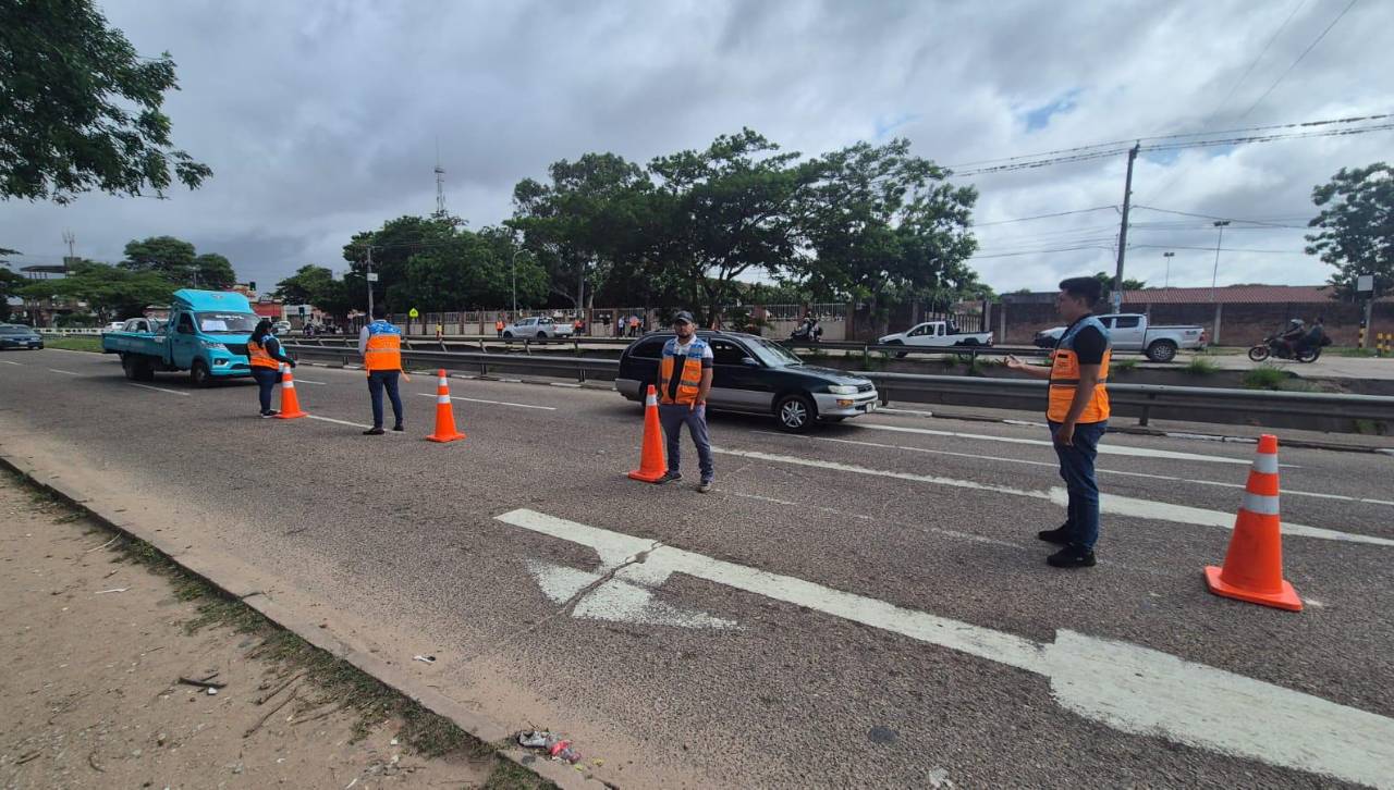 Tercer día sin micros en Santa Cruz de la Sierra: Alcaldía hace controles y advierte sanciones