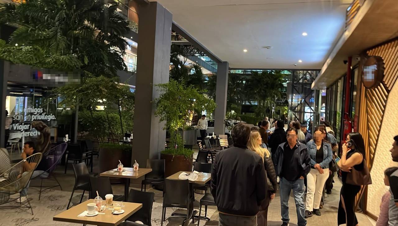 Policía activa el Plan Z tras asalto armado a una joyería en un centro comercial cruceño