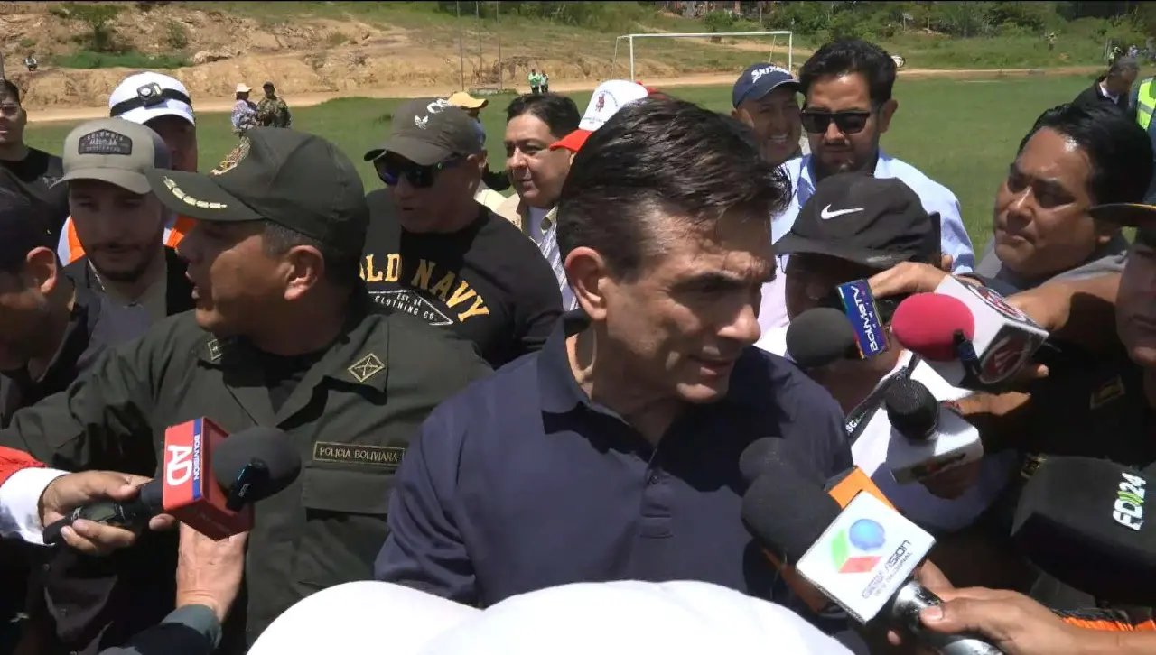 Paz llega a Samaipata y dice que se consiguió un monto de la cooperación para ayuda humanitaria a afectados