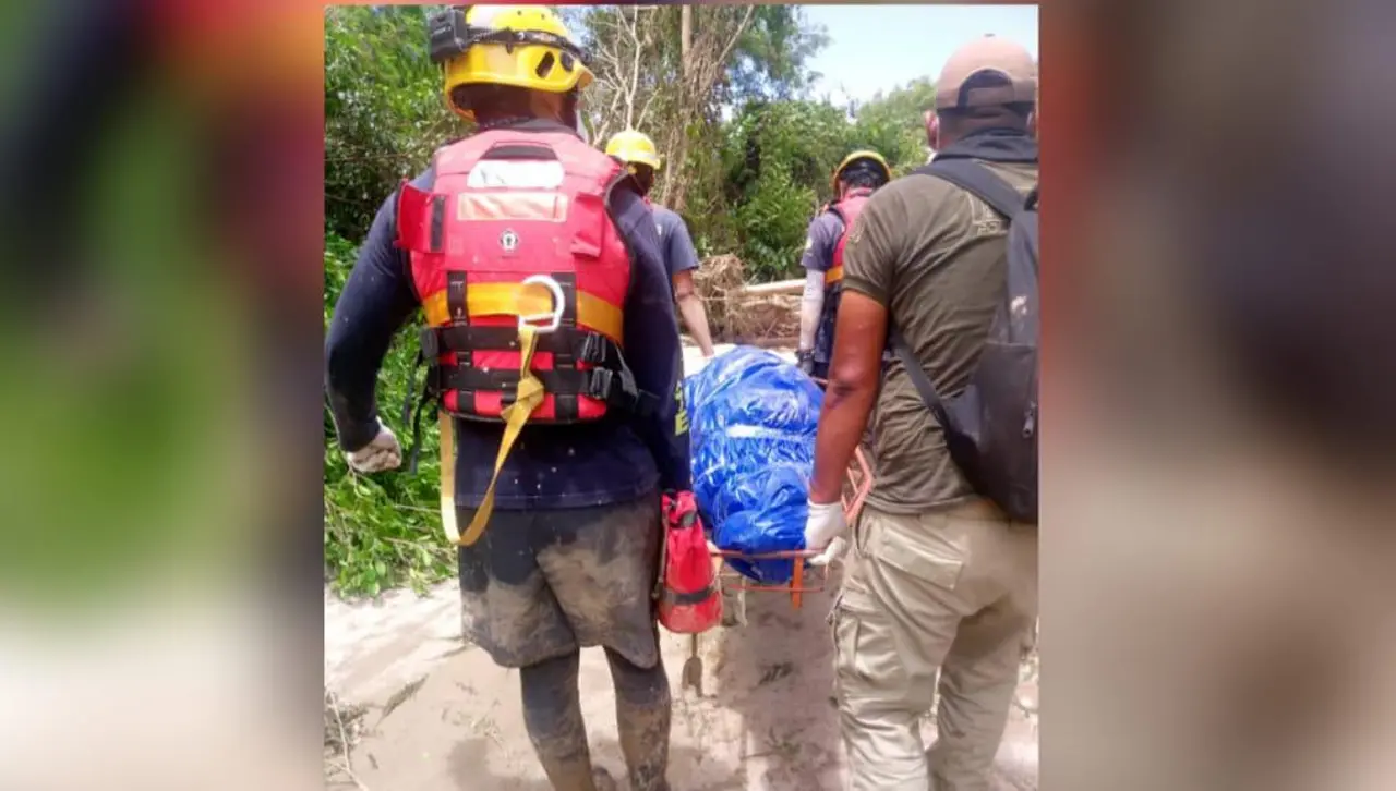 Recuperan dos cuerpos más y a cuatro días siguen los trabajos de búsqueda de los afectados por el turbión en Santa Cruz