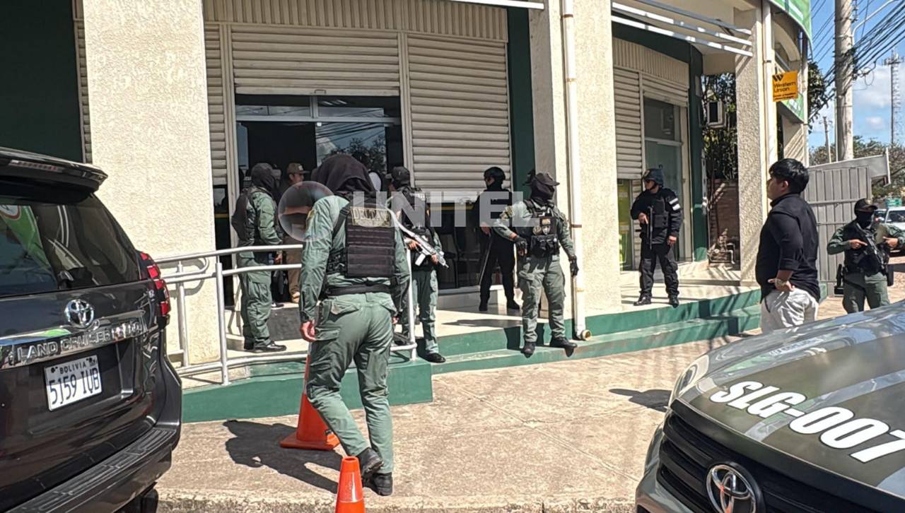 Atracan una entidad financiera de La Guardia, la Policía está movilizada