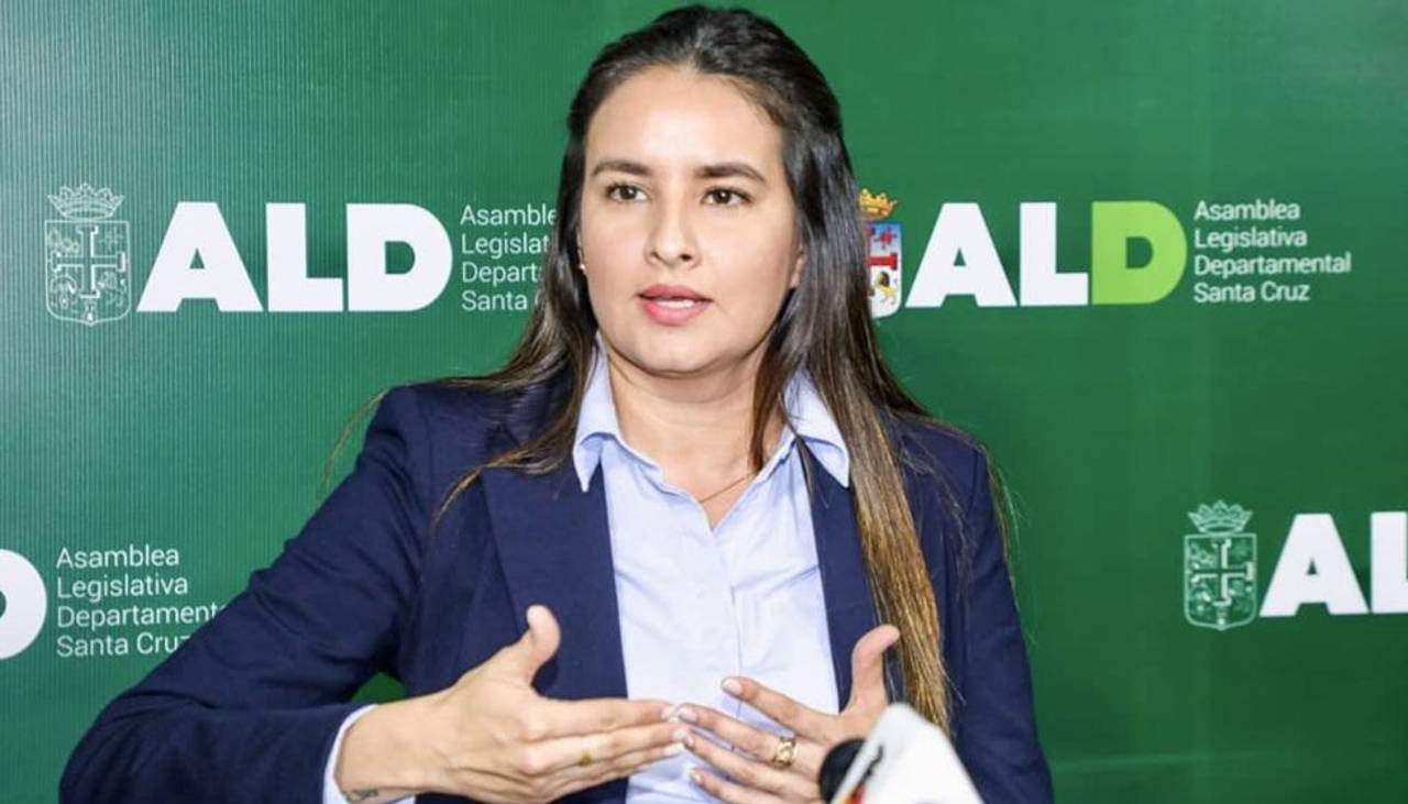Paola Aguirre reporta el retiro del proyecto de ley que apuntaba a hacer cambios en la Asamblea cruceña