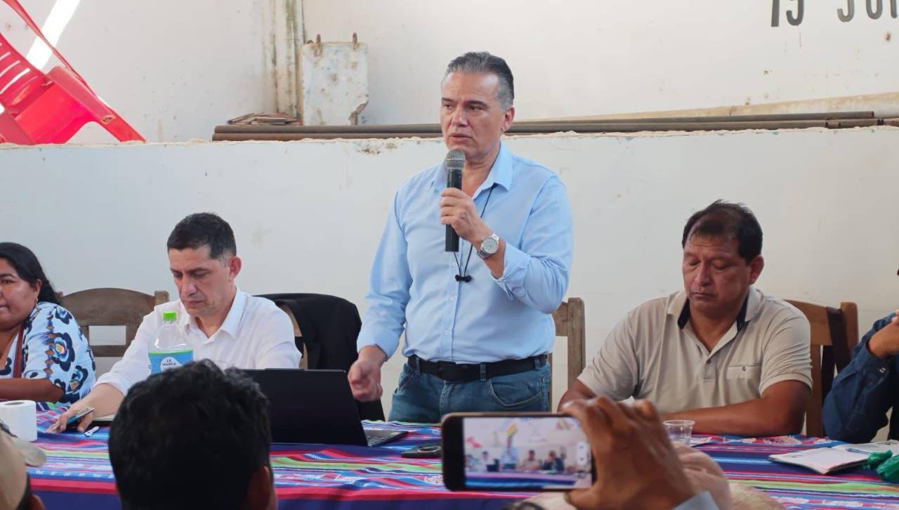 ¿Qué dice el acuerdo firmado entre el ministro de Defensa y los interculturales de Yapacaní?