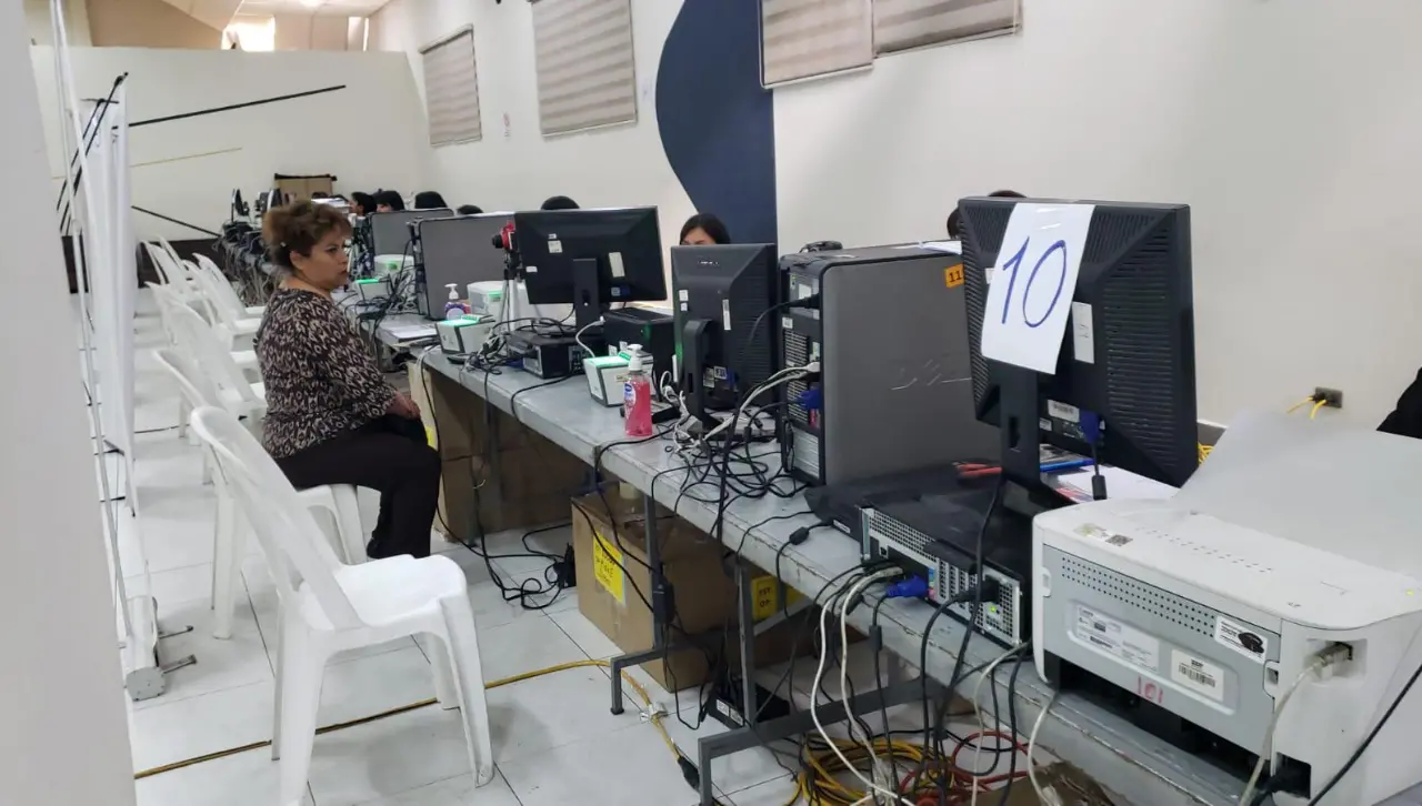 Amplían horario de atención para el empadronamiento en Cochabamba debido a la baja asistencia de personas
