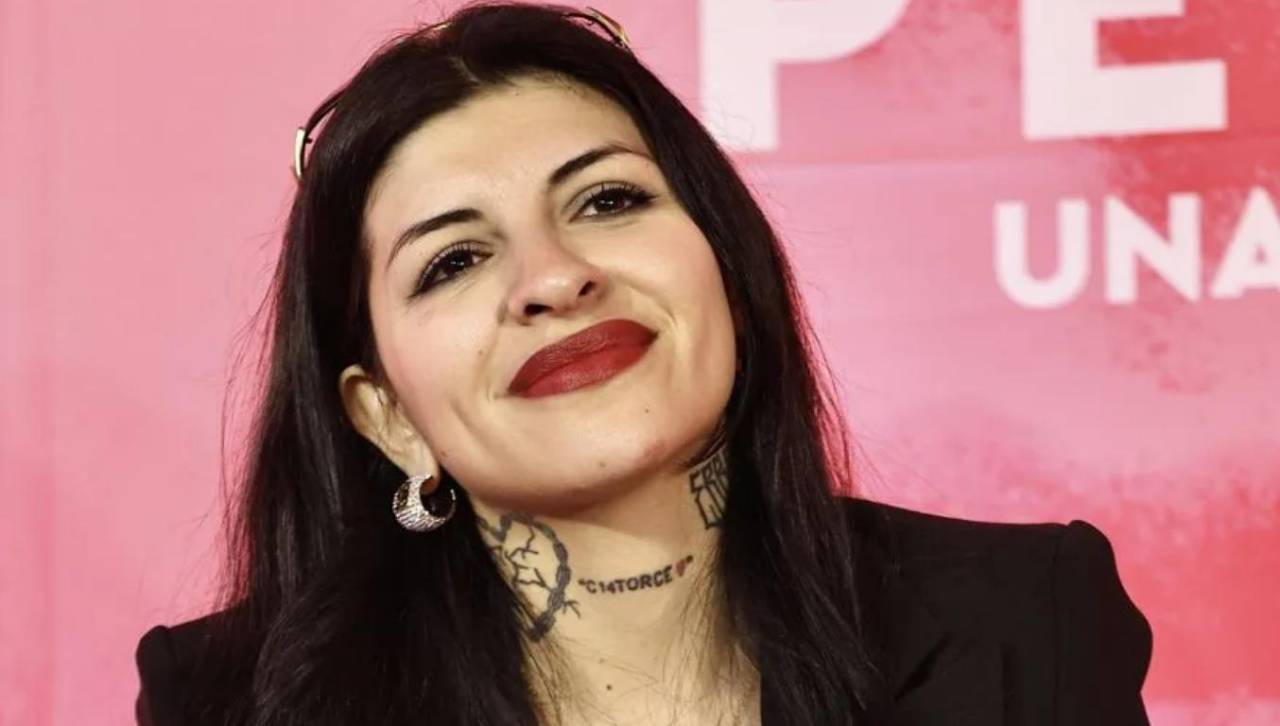 Cazzu rompe el silencio sobre la polémica de Rosalía y pide frenar el odio en redes