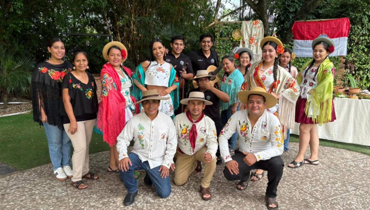 Tarija celebra sus 209 años de aniversario con música, tradición y sabor 