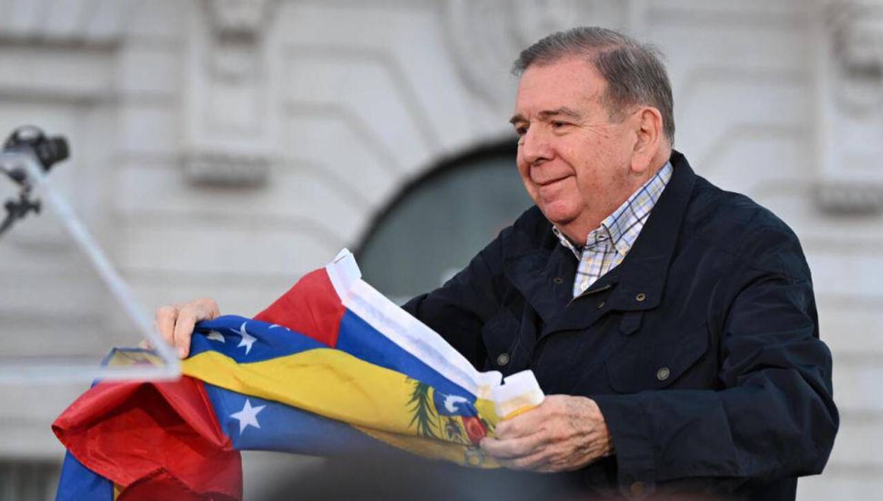 Hospitalizan a Edmundo González y no estará con María Corina Machado en cita con venezolanos en Madrid