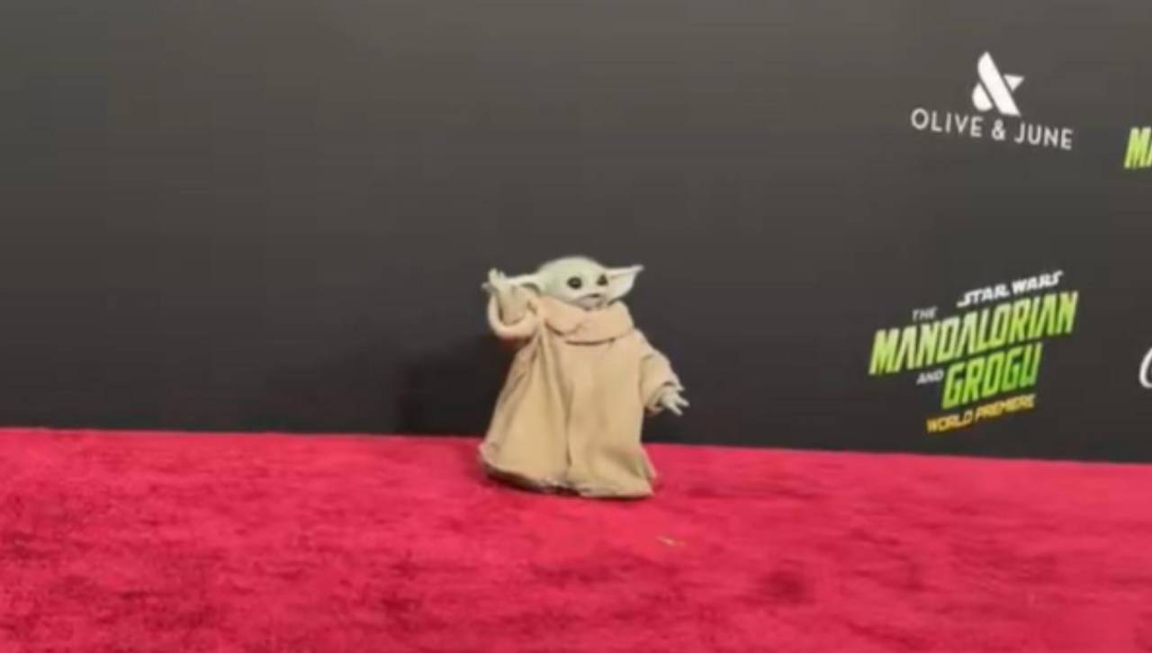 Grogu conquistó en la alfombra roja durante el estreno de ‘The Mandalorian and Grogu’