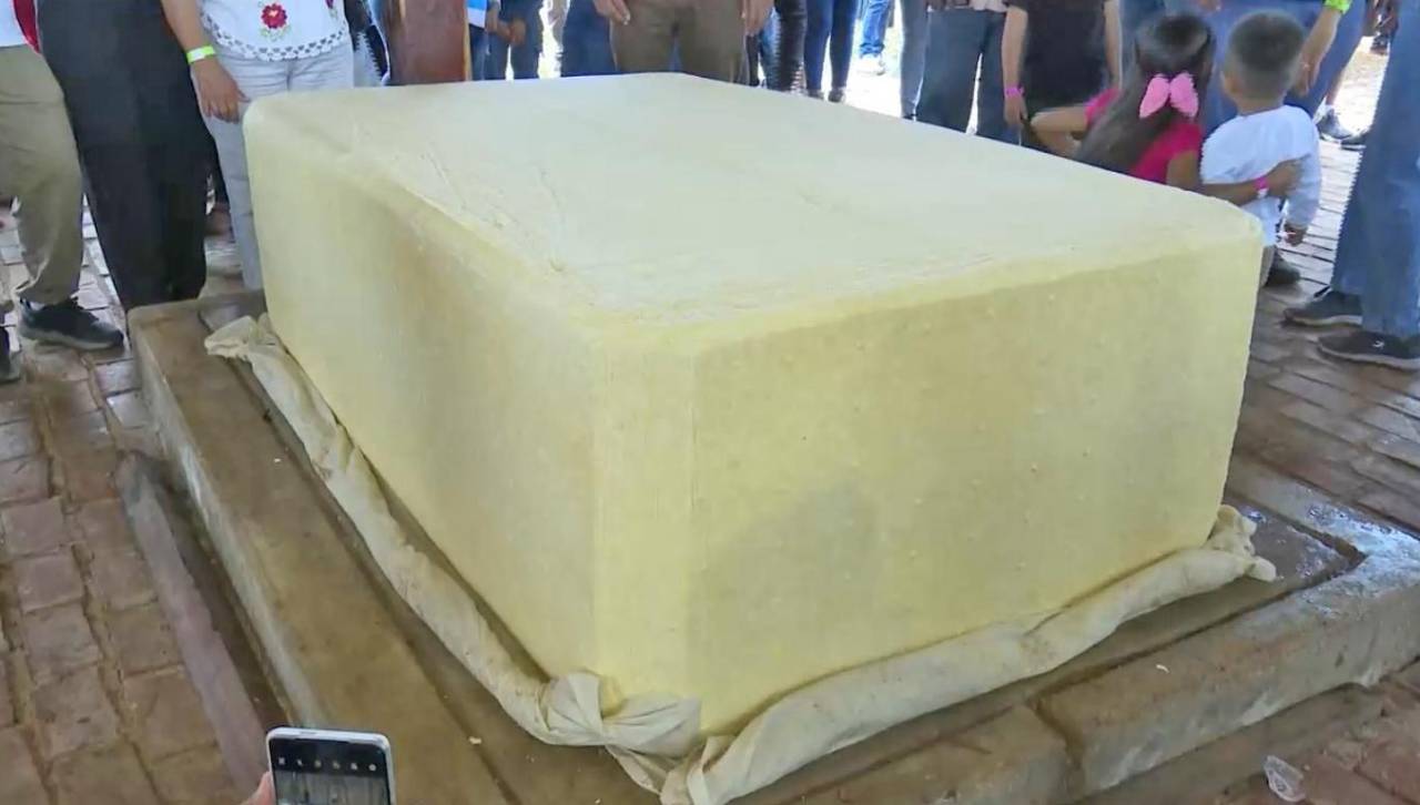 ¿Cuánto pesa el queso “más grande” de Bolivia?