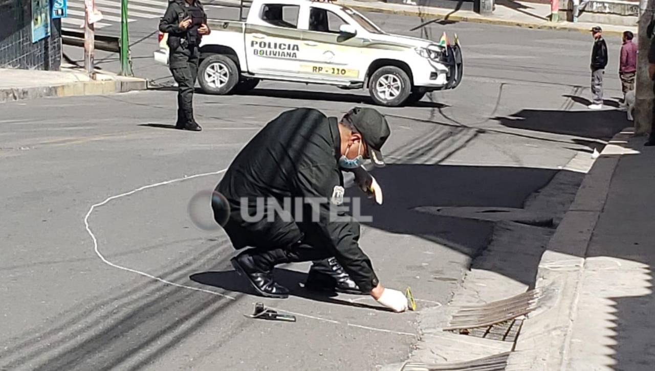Atraco en La Paz: Delincuentes atacan a una persona y fugan con una mochila