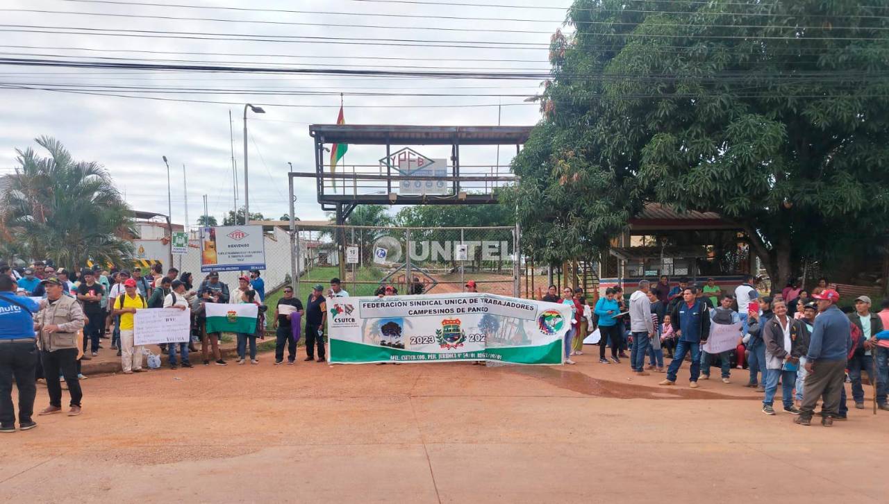 YPFB: Toma de la planta de Cobija y los bloqueos en Pando interrumpen los despachos de combustible 