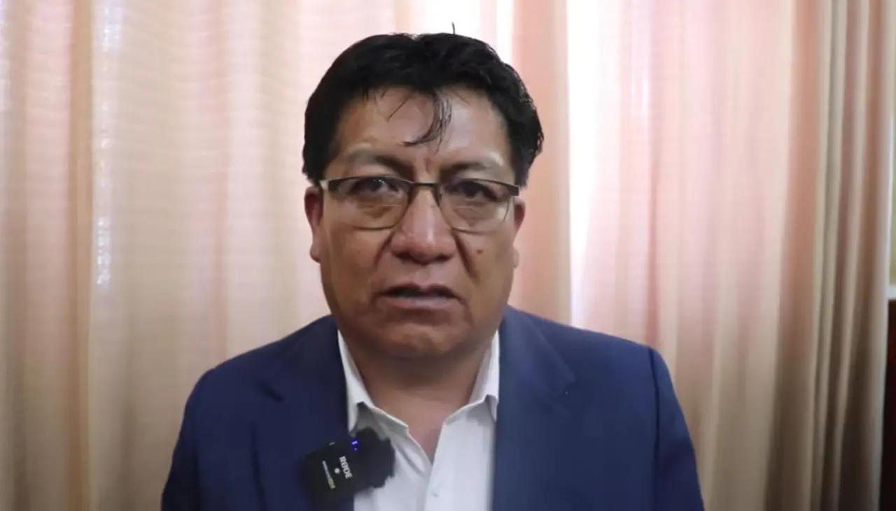 Concejo Municipal designa a René Mamani como nuevo alcalde de Potosí