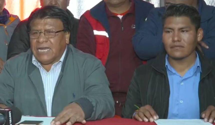 Choferes de El Alto exigen segunda vuelta en La Paz y advierten con medidas de presión