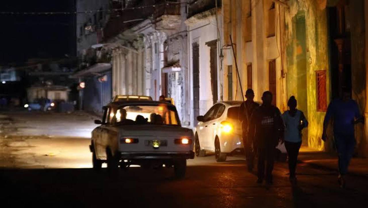 Cuba registrará un nuevo récord de apagones: el 72% de la isla estará sin electricidad este domingo