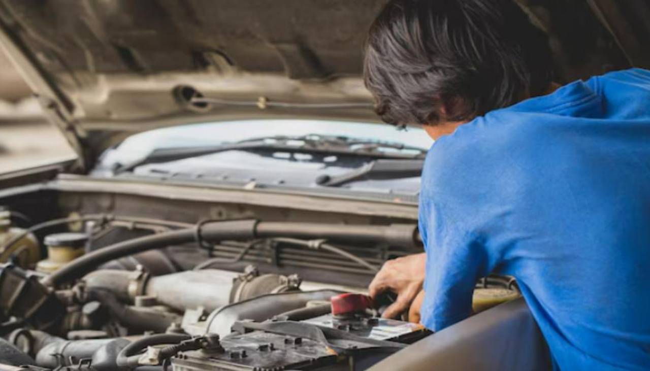 Choferes de La Paz reportan fallas en sistema para registrar vehículos afectados por la gasolina