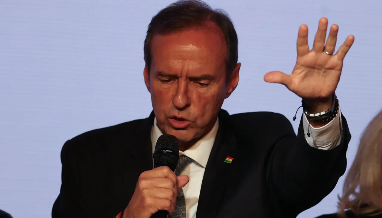 Tuto dice que irá a las subnacionales con alianzas regionales y no con un proyecto único