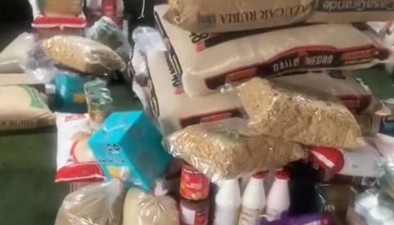 Video: Empresa sorprende a sus trabajadores con un ‘megacanastón’ que incluye arroz, azúcar y otros alimentos 