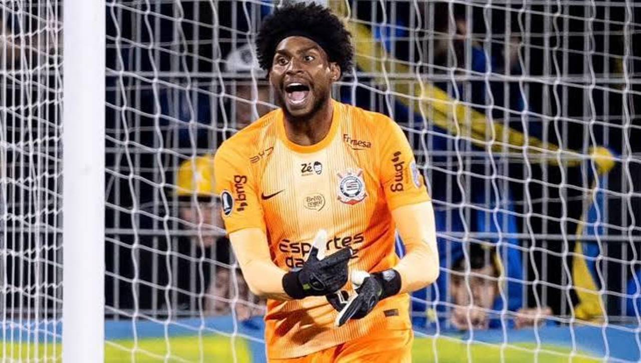 “Es igual cada vez que venimos a Argentina”: el arquero de Corinthians denuncia racismo