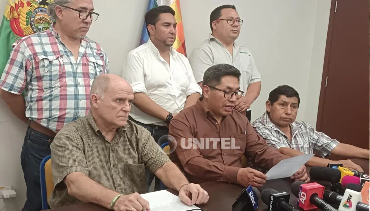 Gobierno anuncia puentes aéreos para abastecer de aceite a mercados de occidente