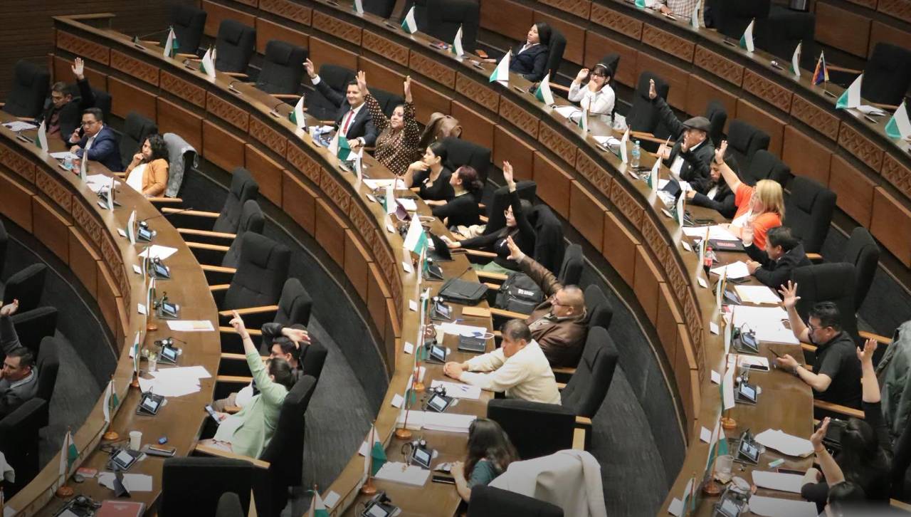 Diputados remiten a la ALP proyecto de ley minero Carangas por “excepción constitucional en zona fronteriza”