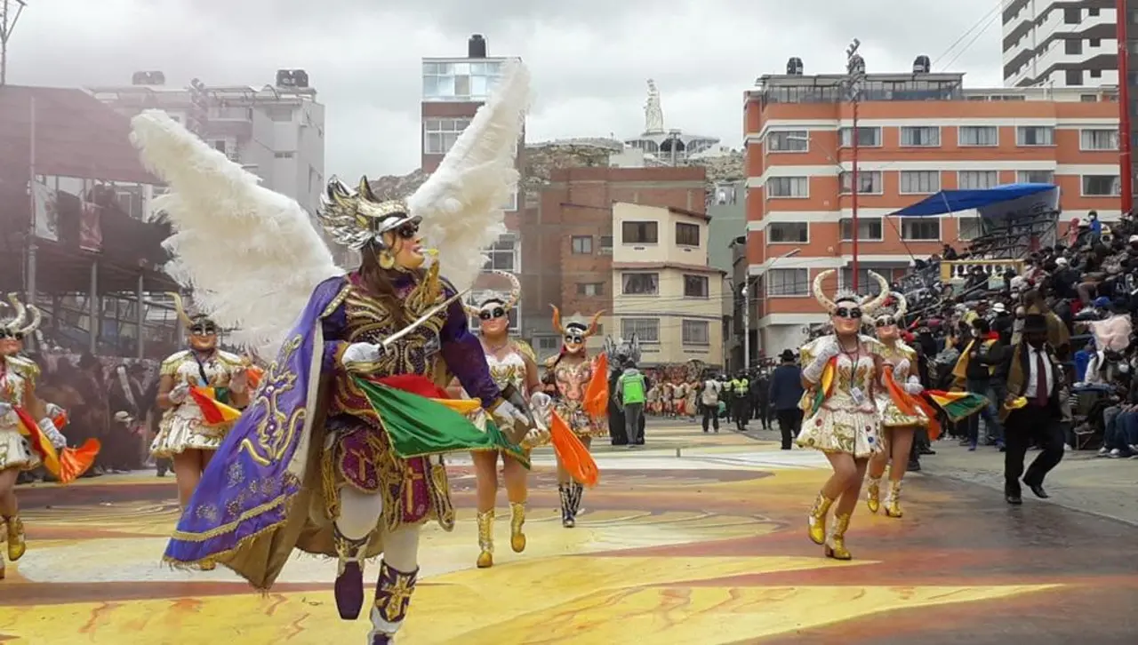 El Carnaval en Bolivia, la fiesta que mueve millones de bolivianos en la economía 