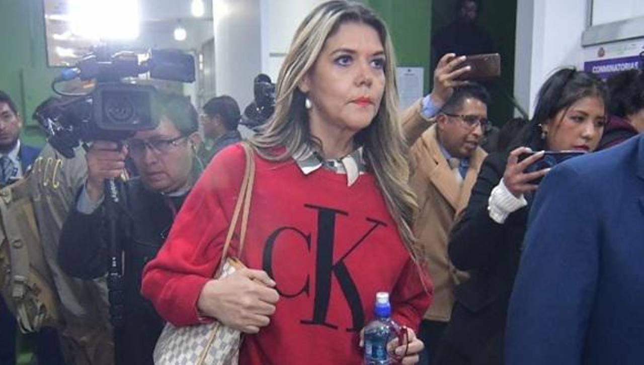 Dictan 90 días de detención preventiva para Gabriela Delgadillo, exgerente de YPFB