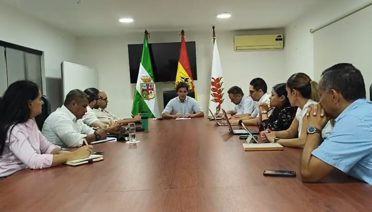 Manuel Saavedra se reúne con secretarios para encarar sus primeros desafíos de gestión