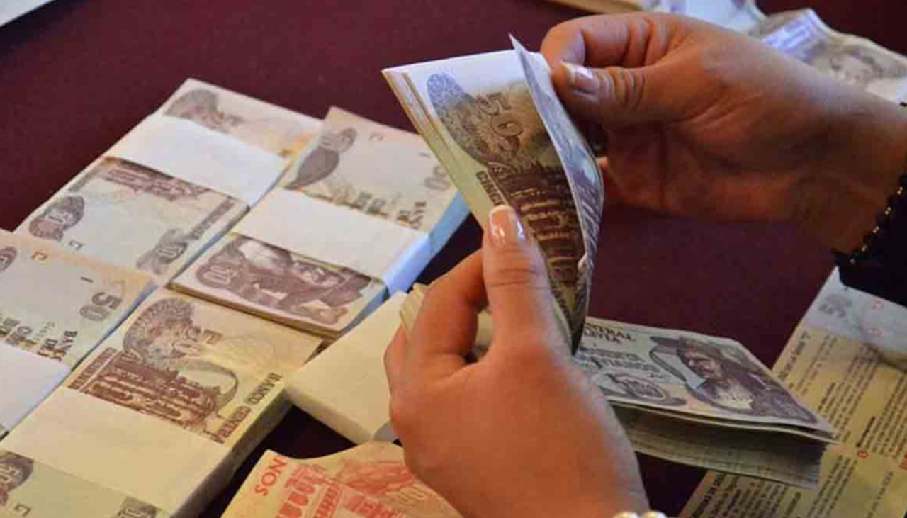 Según ministro, hay un recurso ante el TCP por la Ley de Diferimiento de Créditos