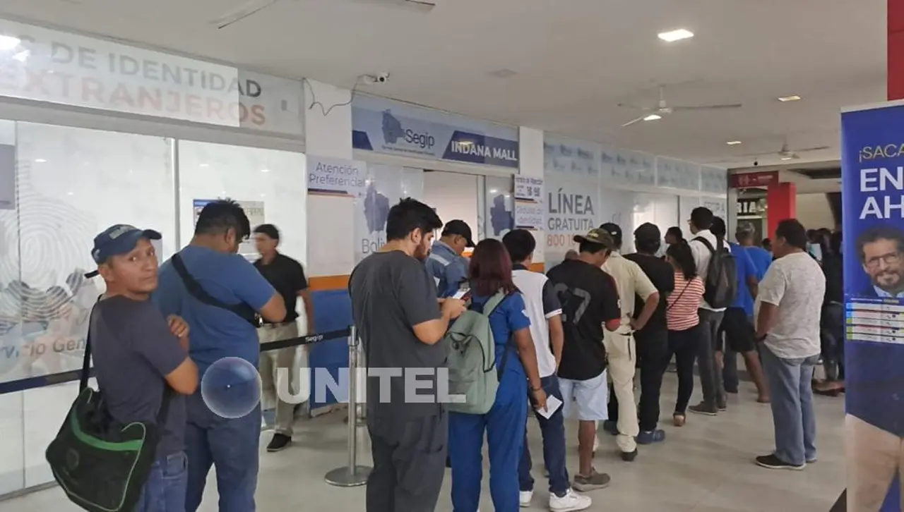 Crecen las filas por carnet de identidad a días del balotaje y en medio del pago del Bono Juancito Pinto