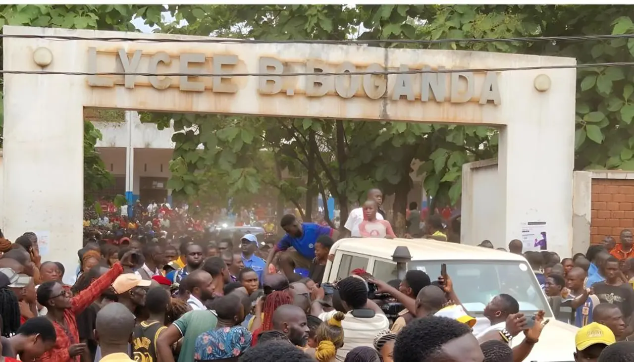 Mueren 29 estudiantes por una explosión y estampida en un colegio de República Centroafricana