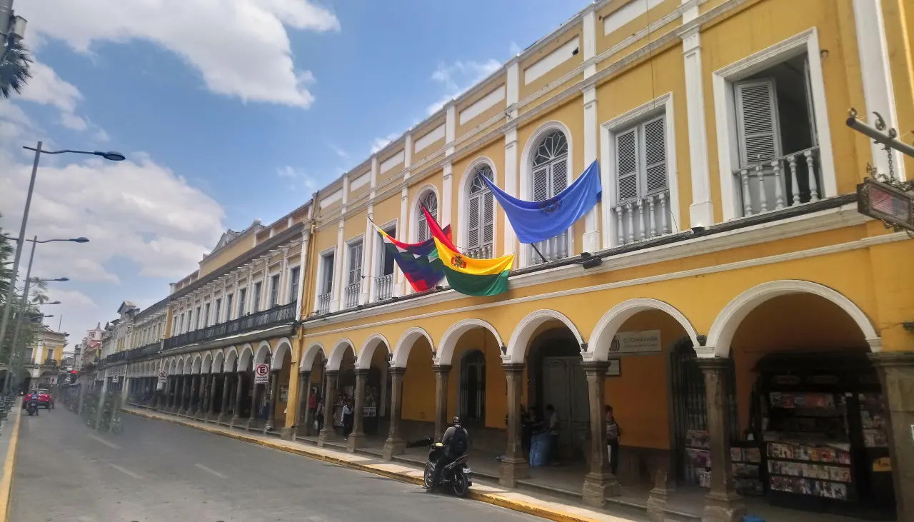 Alcaldía de Cochabamba dice que no acatará el horario continuo 