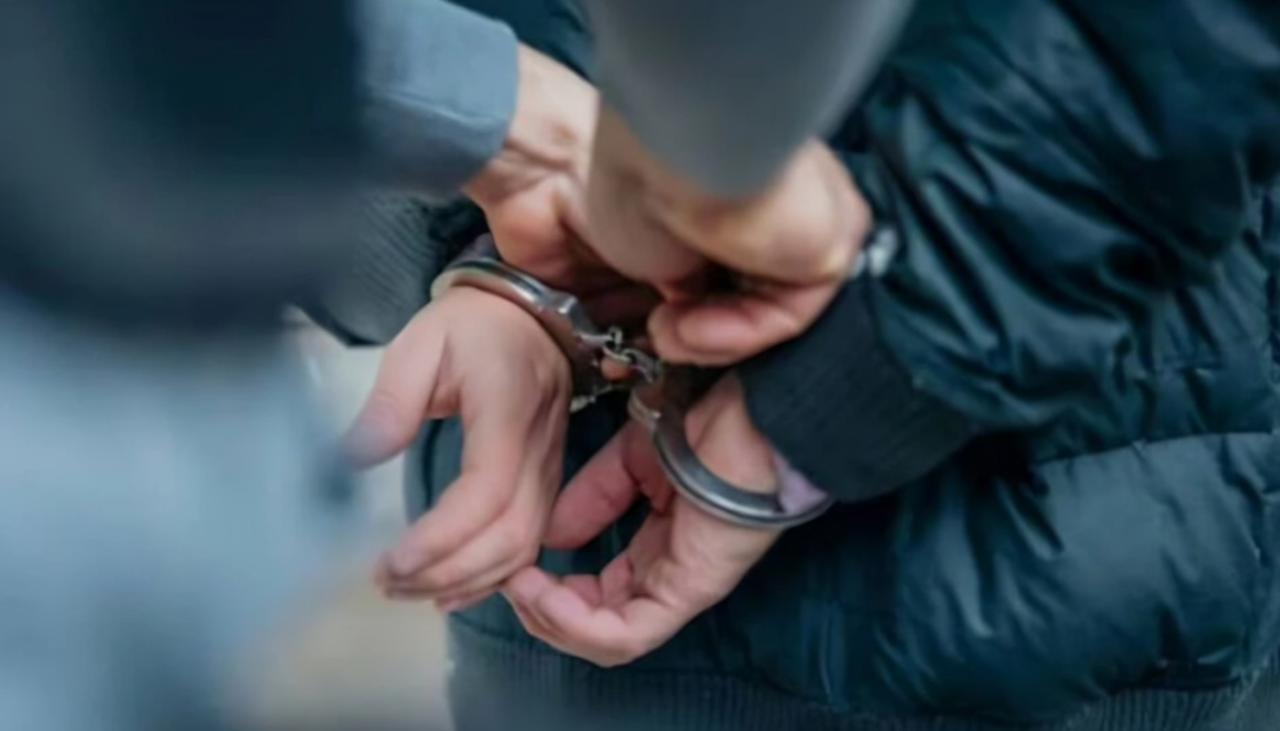 Aprehenden al director jurídico de YPFB Corporación y será investigado por dos delitos, reporta la Fiscalía 